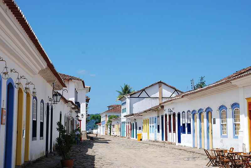 van para Paraty