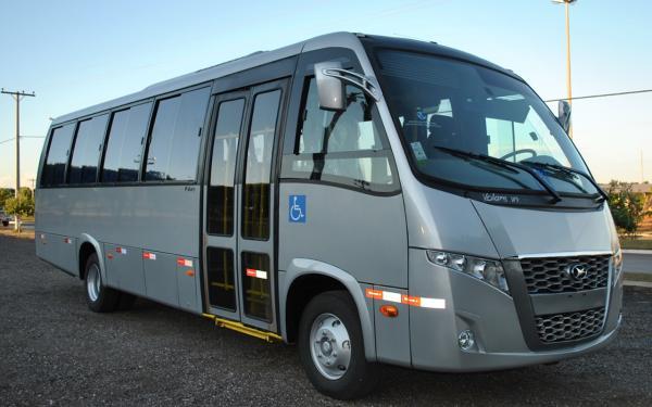 Micro ônibus 28 lugares