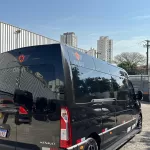 van-Master-blindada-15-lugares_preta-executiva