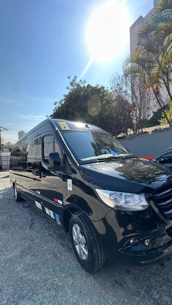 alugar van Sprinter blindada 15lugares em SP