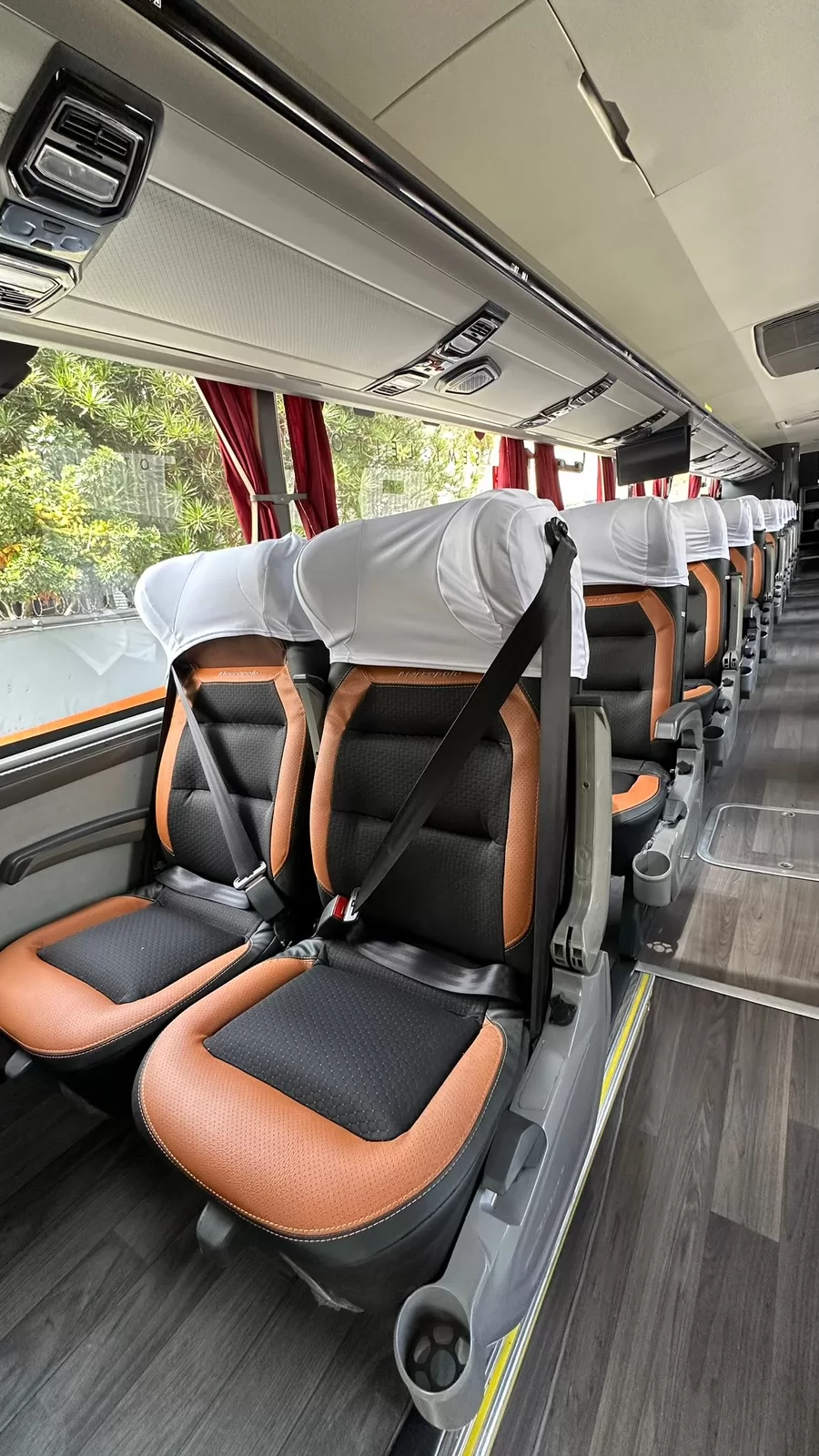 onibus-marcopolo-46lugares-bancos